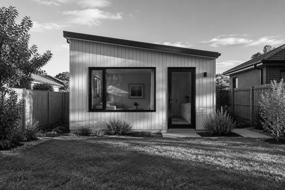 2/10 Meredith Close, Narre Warren South