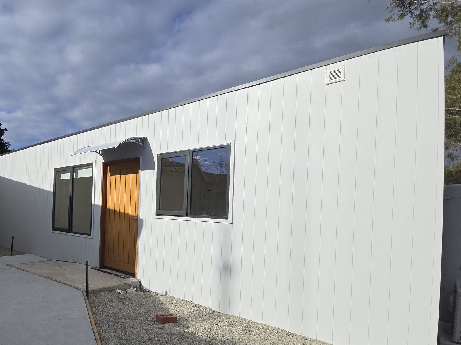 Two incomes · Cranbourne